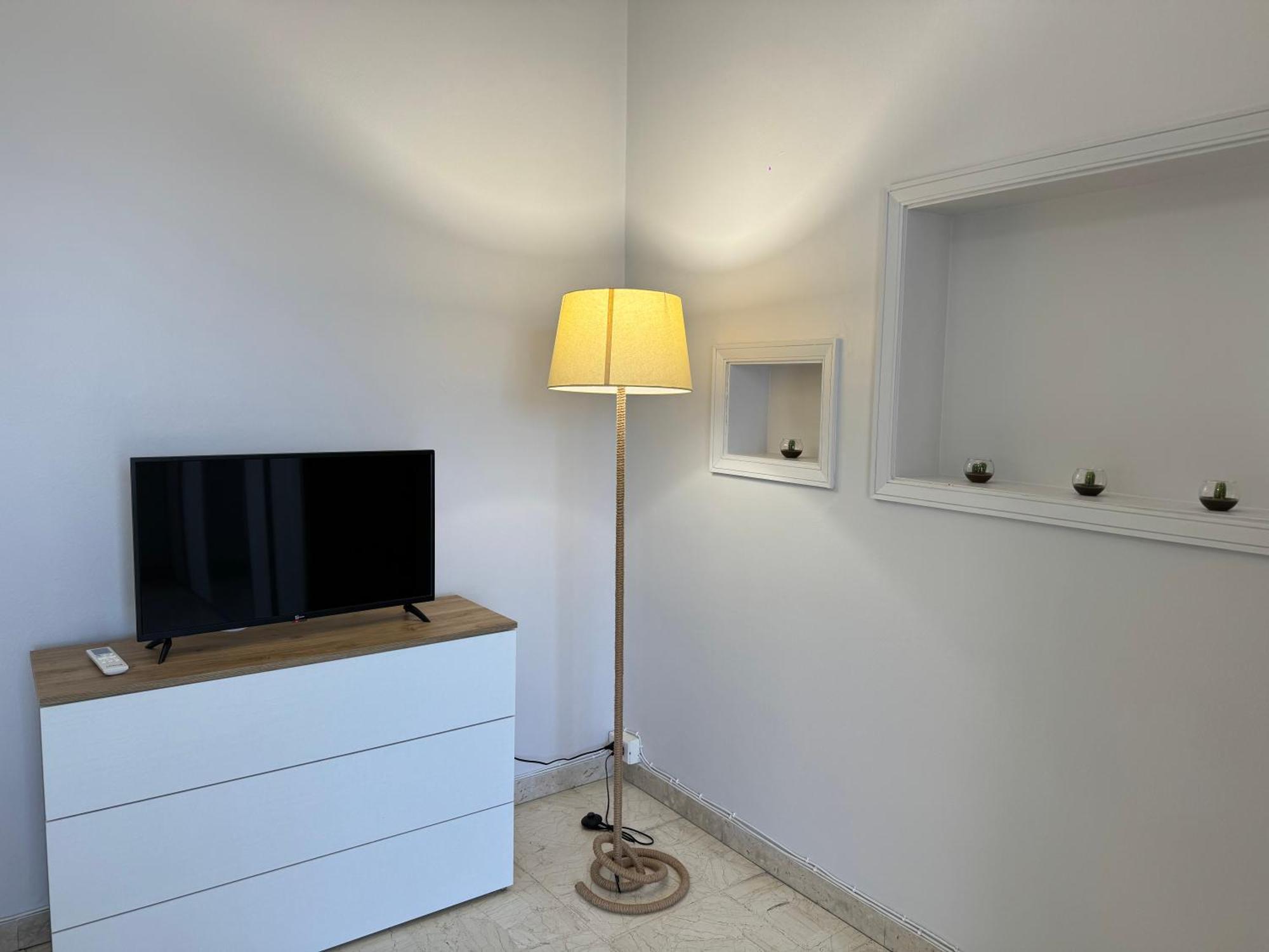 Nicola House Apartman Catania-Fontanarossai nemzetközi repülőtér Kültér fotó